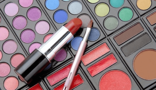 女性カメラマンに撮影だけでなくメイク＆ヘアセットも同時に頼みたい